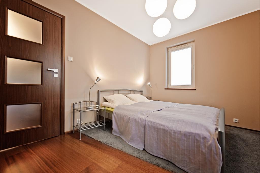 Best Inn Poznan Apartament Wojskowa الغرفة الصورة