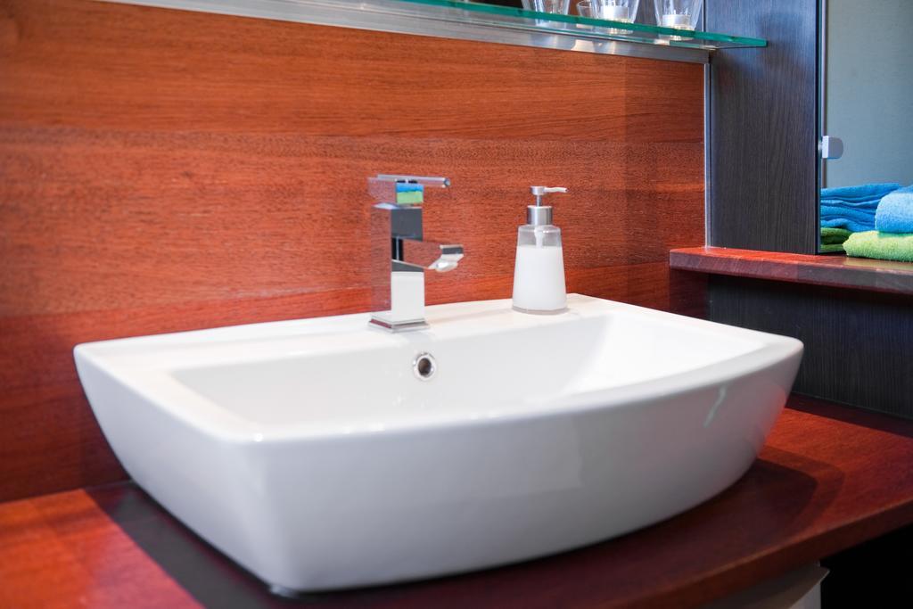 Best Inn Poznan Apartament Wojskowa الغرفة الصورة